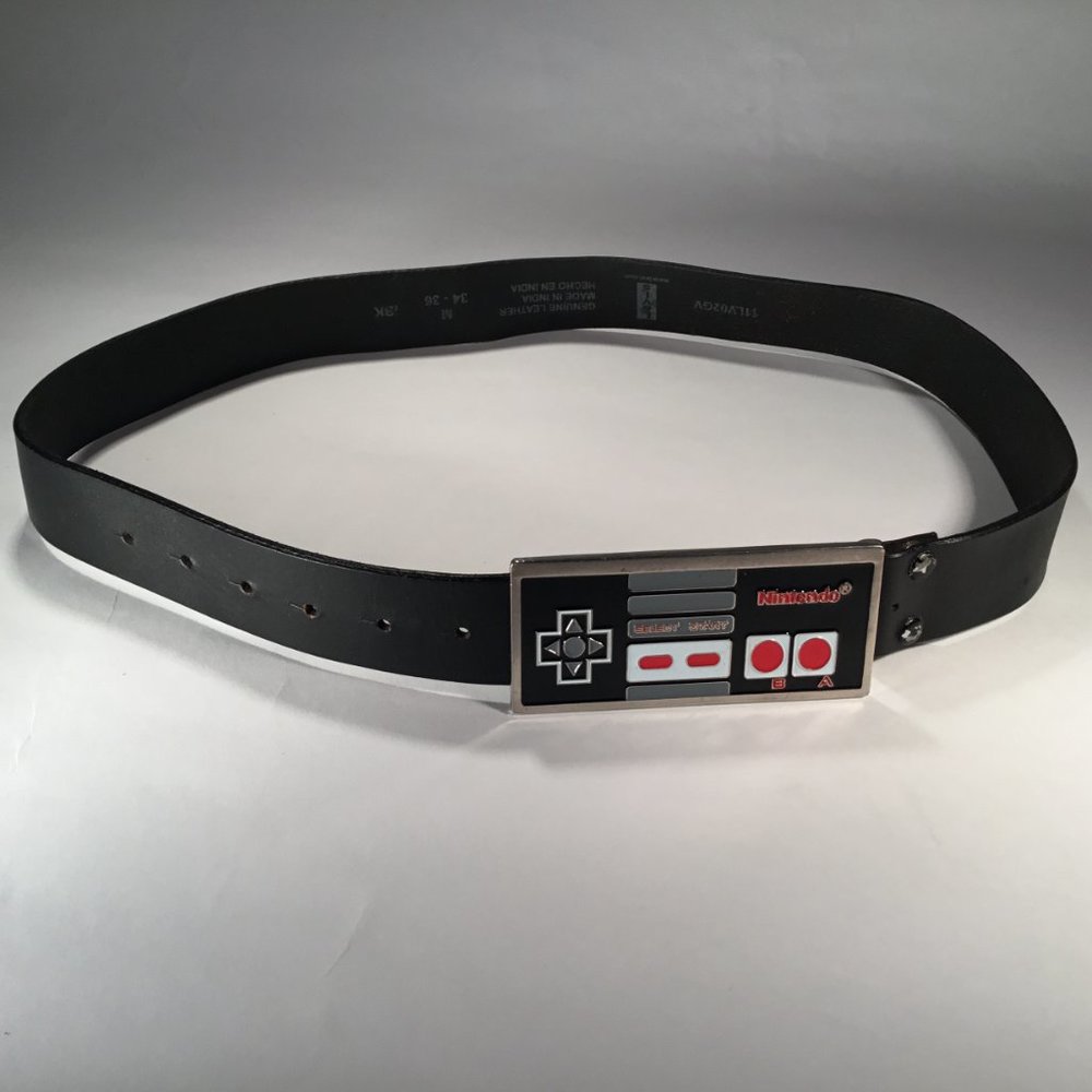 Vtg Nintendo Official 2003 Video Game Controller Buckle Belt